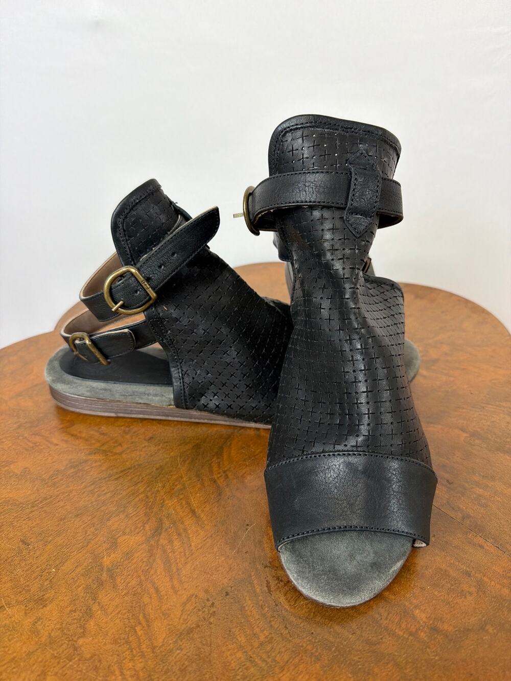 NWT Fiorentini + Baker Black Double Buckle Sandals Size 10 10.5 Italy